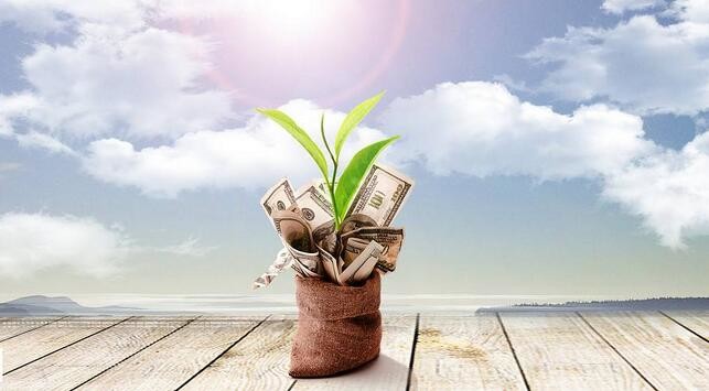 IEA称市场回归供大于求，美油跌逾1%徘徊于70关口